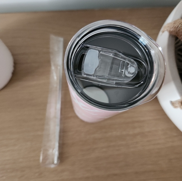 Custom Pink And White Designer Tumbler 20 Oz - Picture 2 of 4